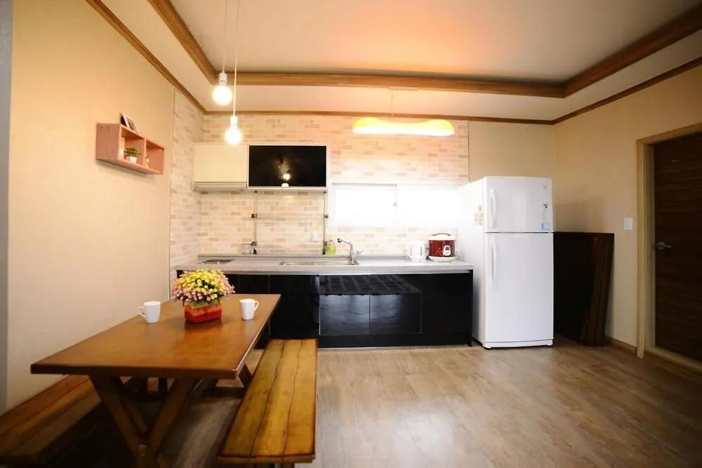 Poem Pension Incheon Wisma tamu