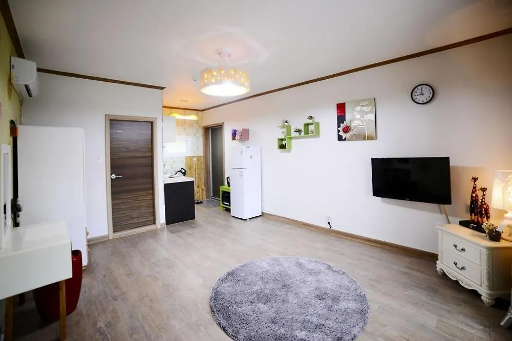 Poem Pension Incheon Guest house