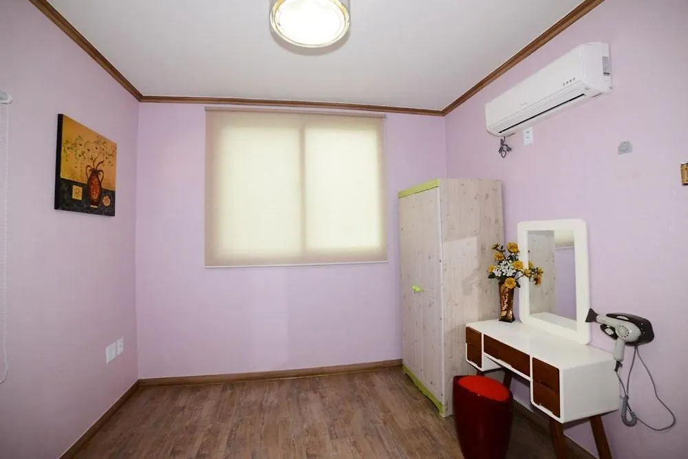 Poem Pension Incheon Guest house