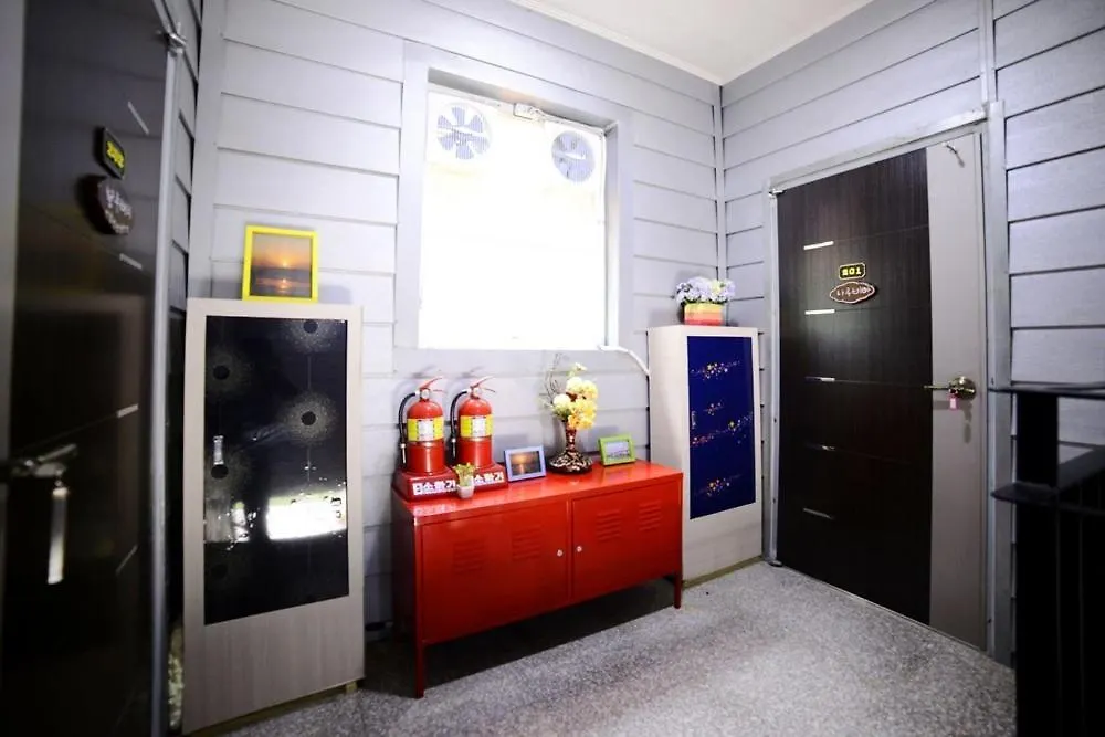 Poem Pension Incheon