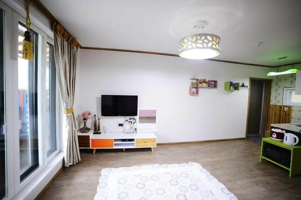 Poem Pension Incheon Guest house
