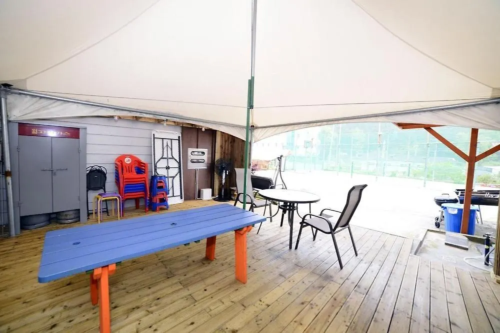 Poem Pension Incheon 3*,